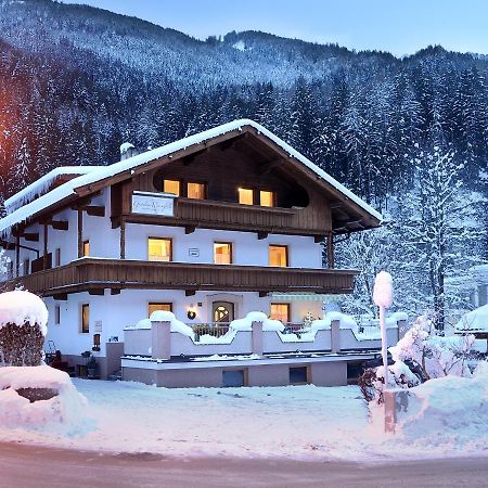 Appartements Wasserfaelle Mayrhofen Exterior photo